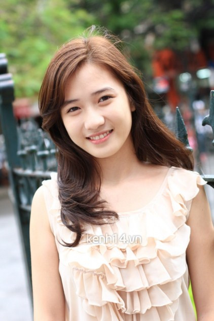 >> Chùm ảnh: Giới trẻ Hà Thành chào Quốc khánh bằng đàn ghita >>Nữ sinh đẹp rạng ngời ngày khai trường >> Rơi nước mắt, học sinh quỳ đất trong lễ tựu trường >>> Phát sốt vì cô giáo 9X xinh đẹp của trường Chuyên Hà Nội - Amsterdam >> Chùm ảnh: Giới trẻ Hà Thành chào Quốc khánh bằng đàn ghita >>Nữ sinh đẹp rạng ngời ngày khai trường >> Rơi nước mắt, học sinh quỳ đất trong lễ tựu trường >>> Phát sốt vì cô giáo 9X xinh đẹp của trường Chuyên Hà Nội - Amsterdam
