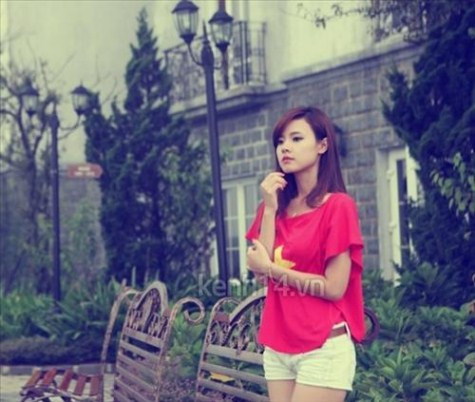 Đã từng vào vai nữ chính trong bộ phim dã sử "Thiên mệnh anh hùng" nên Midu cũng rất hào hứng với lịch sử và truyền thống của đất nước. >> Hoa khôi các trường Đại học, Cao đẳng >>Nữ sinh đẹp rạng ngời ngày khai trường Đã từng vào vai nữ chính trong bộ phim dã sử "Thiên mệnh anh hùng" nên Midu cũng rất hào hứng với lịch sử và truyền thống của đất nước. >> Hoa khôi các trường Đại học, Cao đẳng >>Nữ sinh đẹp rạng ngời ngày khai trường