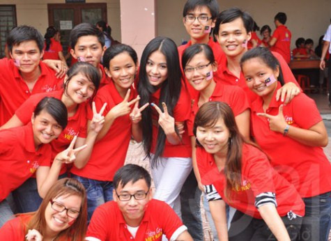 >> Hoa khôi các trường Đại học, Cao đẳng >>Nữ sinh đẹp rạng ngời ngày khai trường >> Hoa khôi các trường Đại học, Cao đẳng >>Nữ sinh đẹp rạng ngời ngày khai trường