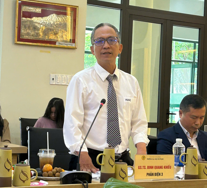 Giáo sư, Tiến sĩ Đinh Quang Khiếu - Trưởng khoa Hóa học, Trường Đại học Khoa học, Đại học Huế. Ảnh: NVCC z6574295008892_3e174980d6f68cb6484bd14694fec2d5.jpg