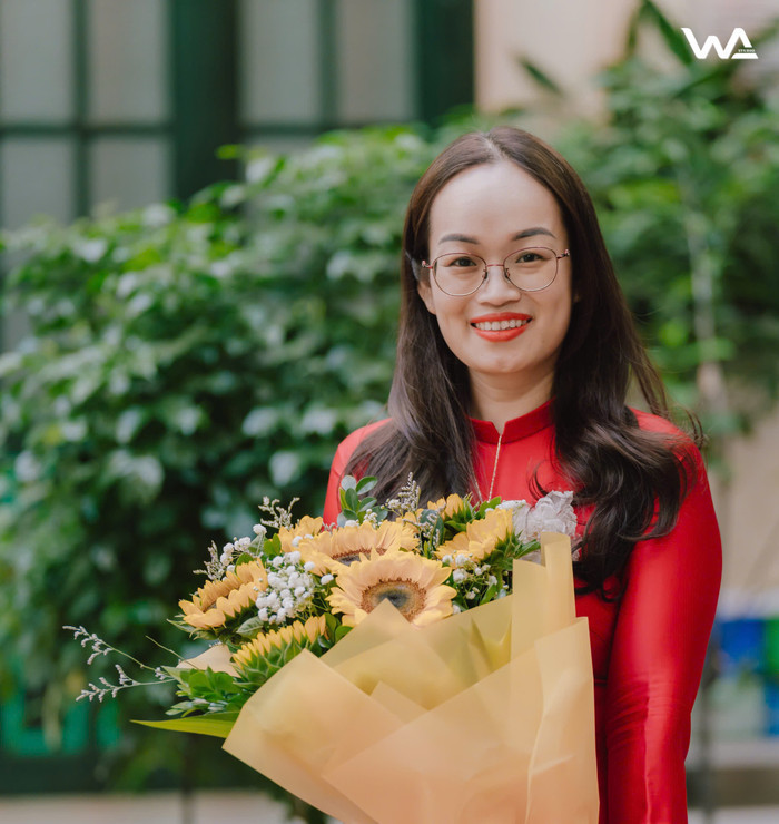 Cô Nguyễn Thị Thu Hồng - giáo viên phân môn Lịch sử, Trường Trung học cơ sở Lê Lợi (Hoàn Kiếm, Hà Nội). Ảnh: NVCC z6503907576120_3aeeedddd7e0ba3193492f0ac6a48b36.jpg