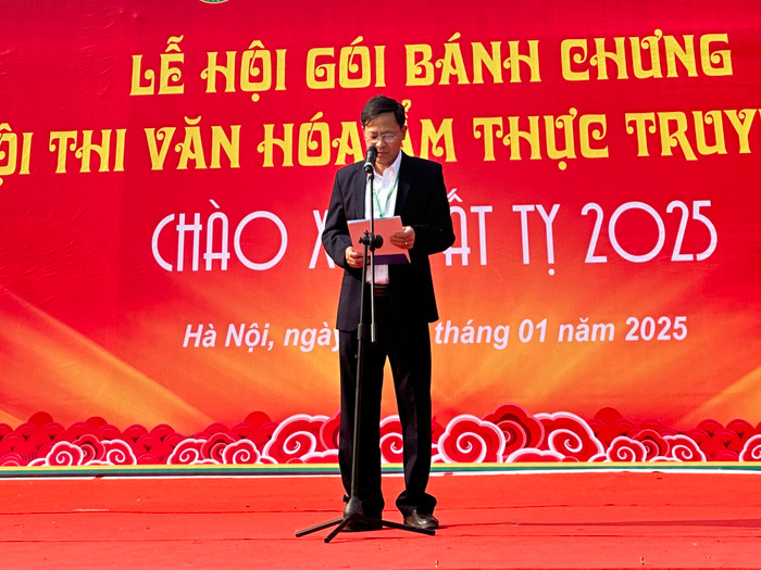 Thạc sĩ Nguyễn Công Ước - Chủ tịch Công đoàn Học viện Nông nghiệp Việt Nam khai mạc hội thi IMG_8066.jpg