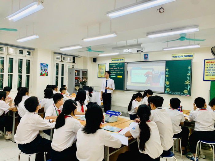 Nếu học sinh tập trung quá đông vào một số trường sẽ dẫn đến tình trạng mất cân đối trong hệ thống giáo dục địa phương. Ảnh: Trường THCS Lê Lợi (Hoàn Kiếm, Hà Nội) 482066056_1185446163589036_1697663059764140707_n.jpg