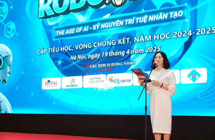 Đại diện Bình Minh Group phát biểu khai mạc chương trình. Ảnh: BTC 3.jpg
