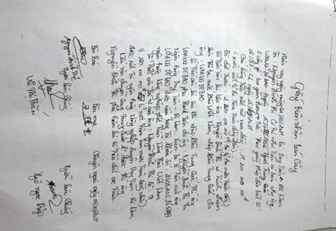 Giấy biên nhận bán cây giữa ông Thi và ông Bao. Giấy biên nhận bán cây giữa ông Thi và ông Bao.