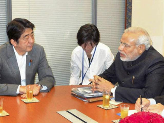 Ông Shinzo Abe và Narendra Modi đã từng có 2 lần gặp gỡ trước khi có chuyến thăm chính thức sắp tới. Ông Shinzo Abe và Narendra Modi đã từng có 2 lần gặp gỡ trước khi có chuyến thăm chính thức sắp tới.