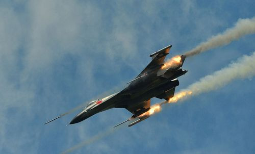 Không quân Trung Quốc tập trận bắn đạn thật, hình minh họa. Không quân Trung Quốc tập trận bắn đạn thật, hình minh họa.