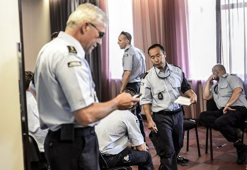 Các nhà điều tra thảm họa MH17 phải hủy chuyến đi đến hiện trường, ảnh: Channel News Asia. Các nhà điều tra thảm họa MH17 phải hủy chuyến đi đến hiện trường, ảnh: Channel News Asia.