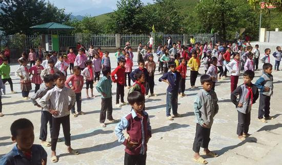 Giờ thể dục ở trường Trung học cơ sở bán trú Nàn Xỉn. Ảnh: minh họa: Lê Vân/Báo Biên phòng