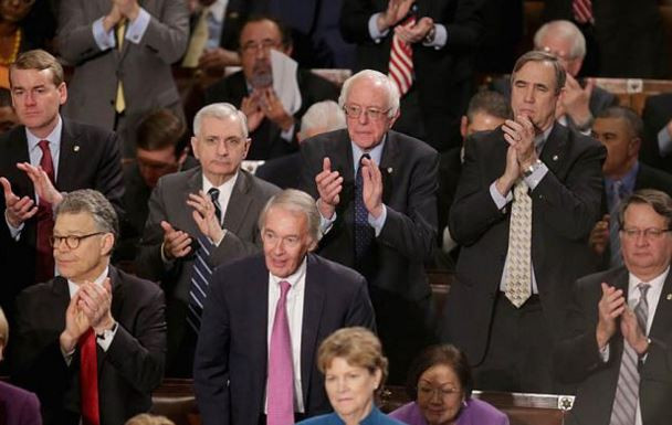 Quốc hội Mỹ lắng nghe Tổng thống đọc Thông điệp Liên bang. Ảnh: The Telegraph. Quốc hội Mỹ lắng nghe Tổng thống đọc Thông điệp Liên bang. Ảnh: The Telegraph.