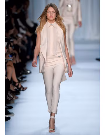 Mẫu thiết kế của hãng Givenchy Xuân 2012 Mẫu thiết kế của hãng Givenchy Xuân 2012