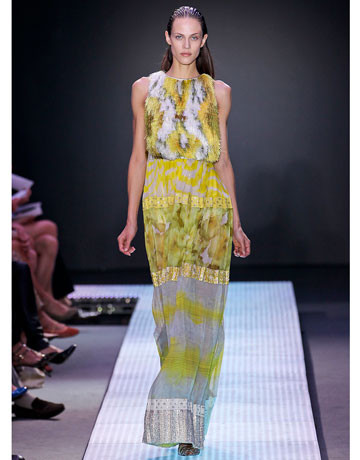 Mẫu thiết kế của hãng Giambattista Valli Xuân 2012 Mẫu thiết kế của hãng Giambattista Valli Xuân 2012