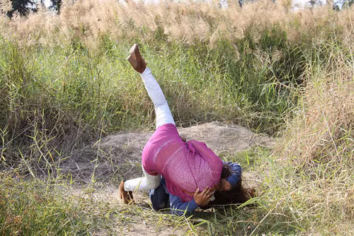 Nhưng bị lật ngược tình thế.