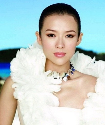 Ảnh khỏa thân của Chương Tử Di gây tức giận ảnh 2 Tử Di khẳng định, qua nhiều thăng trầm, cô trưởng thành và chín chắn hơn. Ảnh: Sina.