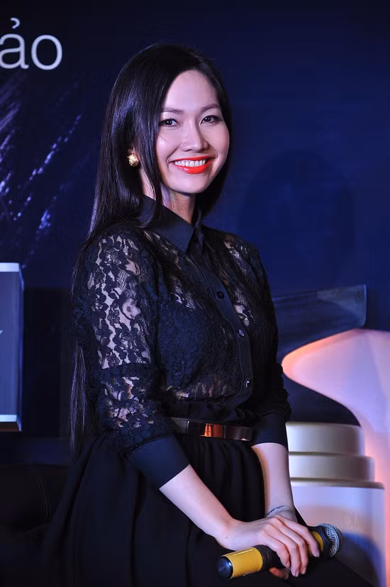 Kim Hiền ngày càng mặn mà và quyến rũ. Vai diễn mới nhất của người đẹp trong "Thiên mệnh anh hùng" cũng gây được nhiều ấn tượng nơi người xem.