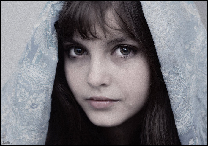 Inga Ilm, sinh năm 1971, diễn viên điện ảnh và sân khấu, đồng thời từng là người dẫn chương trình truyền hình và viết sách. Cô được tạp chí FHM (Anh) phiên bản Nga bình chọn là một trong 100 phụ nữ quyến rũ nhất hành tinh năm 2003 và 2004. Tại Việt Nam, cô được biết đến qua bộ phim giành cho trẻ em nổi tiếng Những cuộc phiêu lưu của Petrov và Vasechkina, thường và bất thường (1983) và Kỳ nghỉ của Petrov và Vasechkina, thường và bất thường (1974) trong vai Masha Startseva. Inga Ilm, sinh năm 1971, diễn viên điện ảnh và sân khấu, đồng thời từng là người dẫn chương trình truyền hình và viết sách. Cô được tạp chí FHM (Anh) phiên bản Nga bình chọn là một trong 100 phụ nữ quyến rũ nhất hành tinh năm 2003 và 2004. Tại Việt Nam, cô được biết đến qua bộ phim giành cho trẻ em nổi tiếng Những cuộc phiêu lưu của Petrov và Vasechkina, thường và bất thường (1983) và Kỳ nghỉ của Petrov và Vasechkina, thường và bất thường (1974) trong vai Masha Startseva.