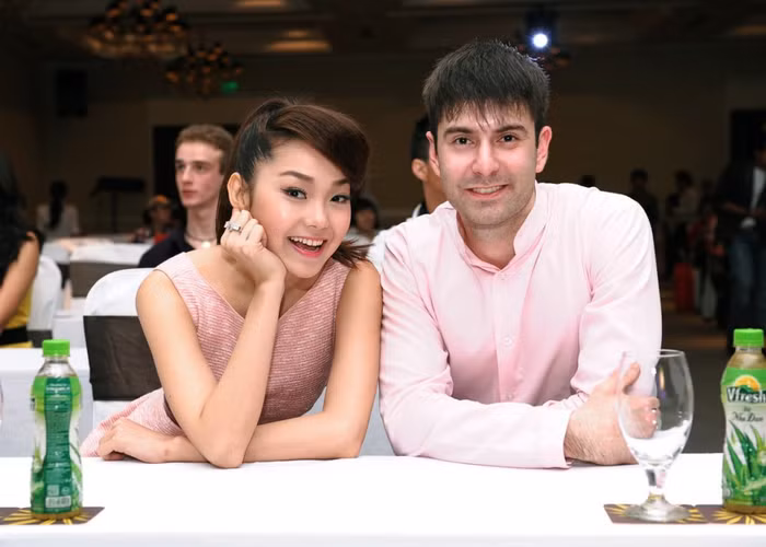 Minh Hằng và Atanas Georgiev Malamov, số báo danh 10
