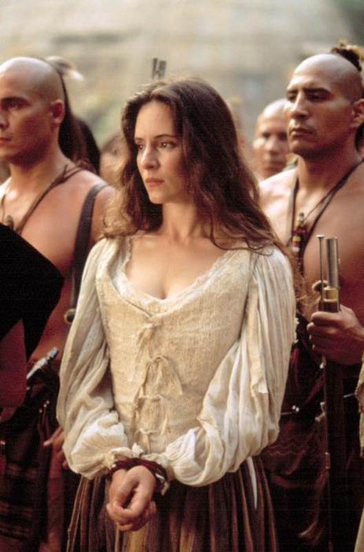 Madeleine Stowe, diễn viên Mỹ, vào vai Cora Munro trong phim Người Mohican cuối cùng, năm 1992, chuyển thể từ tiểu thuyết phiêu lưu rất nổi tiếng của James Fenimore Cooper. Đây là bộ phim rất thành công trên phương diện thương mại. Cô cũng tham gia phim 12 Monkeys rất nổi tiếng.