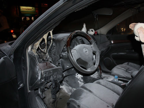 Tuy nhiên, khu vực vôlăng bị cháy rụi (Ảnh NLĐ). Tuy nhiên, khu vực vôlăng bị cháy rụi (Ảnh NLĐ).