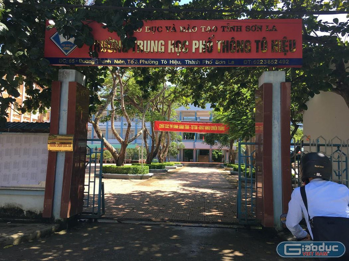 Đợi phiên tòa làm rõ vai trò của phụ huynh trong vụ gian lận thi cử ở Sơn La