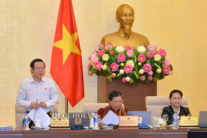 Phó Chủ tịch Quốc hội - ông Phùng Quốc Hiển phát biểu. Ảnh: Quochoi.vn Phó Chủ tịch Quốc hội - ông Phùng Quốc Hiển phát biểu. Ảnh: Quochoi.vn