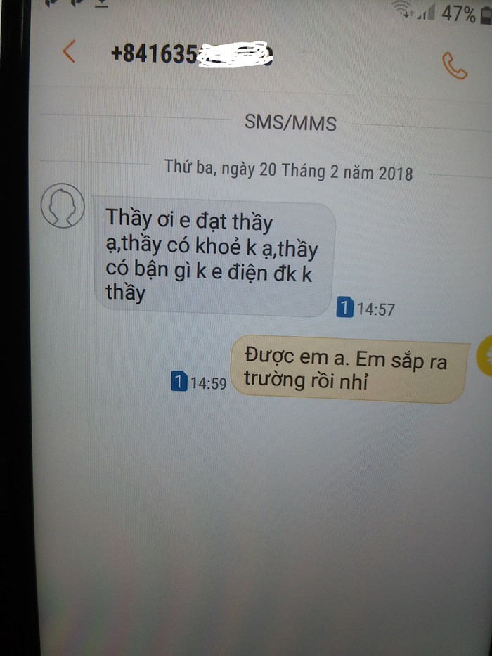 Tin nhắn của học sinh cũ được thầy Tuấn lưu giữ. Tin nhắn của học sinh cũ được thầy Tuấn lưu giữ.