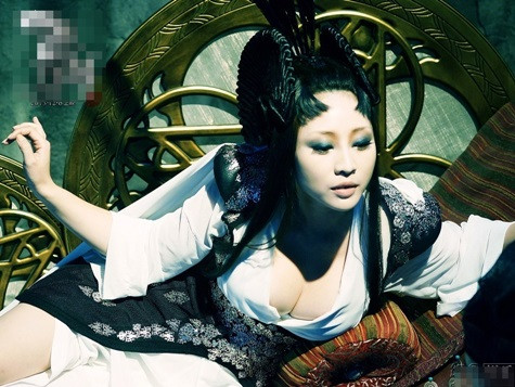 Tạo hình nữ ma đầu của người đẹp Liễu Nham trong "Tứ đại danh bổ 2"