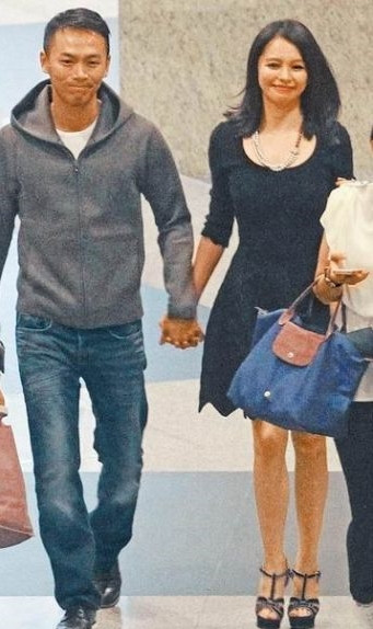 Từ Nhược Tuyên hạnh phúc bên bạn trai Lý Vân Phong