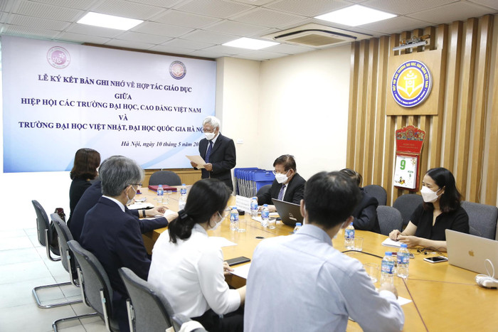 Toàn cảnh buổi lễ ký kết. (Ảnh: Hoài Ân) Toàn cảnh buổi lễ ký kết. (Ảnh: Hoài Ân)