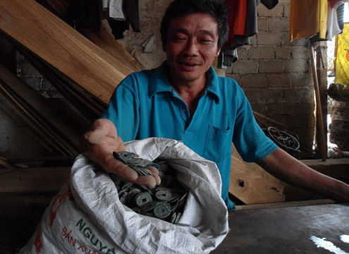 Số lượng tiền cổ do anh Thảo cày ruộng phát hiện ra. Ảnh: Hải Văn Số lượng tiền cổ do anh Thảo cày ruộng phát hiện ra. Ảnh: Hải Văn