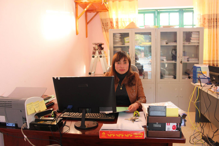 Cô Nguyễn Thị Duyên, Hiệu trưởng Trường mầm non Thải Giàng Phố (xã Thải Giàng Phố, Huyện Bắc Hà, Lào Cai) (Ảnh: LC) Cô Nguyễn Thị Duyên, Hiệu trưởng Trường mầm non Thải Giàng Phố (xã Thải Giàng Phố, Huyện Bắc Hà, Lào Cai) (Ảnh: LC)