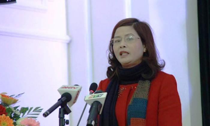 Bà Phạm Thị Hằng khi còn là Giám đốc Sở Giáo dục và Đào tạo Thanh Hóa. Ảnh: Quốc Toản Bà Phạm Thị Hằng khi còn là Giám đốc Sở Giáo dục và Đào tạo Thanh Hóa. Ảnh: Quốc Toản