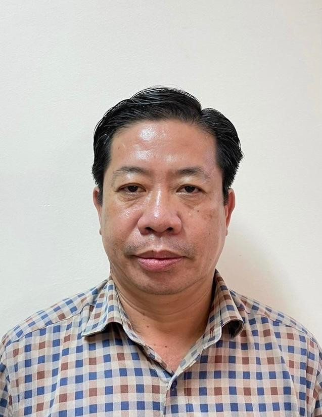 Trần Xuân Lâm, nguyên Trưởng Phòng Kinh tế ngành thuộc Văn phòng Uỷ ban nhân dân tỉnh Bình Dương, hiện là Chánh Thanh tra tỉnh Bình Dương; Ảnh: Cổng thông tin điện tử Bộ Công an Trần Xuân Lâm, nguyên Trưởng Phòng Kinh tế ngành thuộc Văn phòng Uỷ ban nhân dân tỉnh Bình Dương, hiện là Chánh Thanh tra tỉnh Bình Dương; Ảnh: Cổng thông tin điện tử Bộ Công an