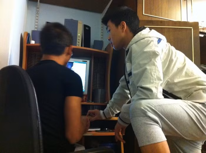 Có mở nhanh lên không thì bảo?