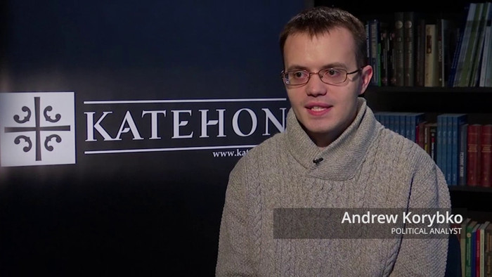 Nhà nghiên cứu người Nga Andrew Korybko, ảnh: Youtube. Nhà nghiên cứu người Nga Andrew Korybko, ảnh: Youtube.