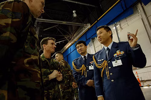 Tùy viên quân sự Nhật Bản tại Hoa Kỳ, ảnh minh họa: Wikiwand. Tùy viên quân sự Nhật Bản tại Hoa Kỳ, ảnh minh họa: Wikiwand.