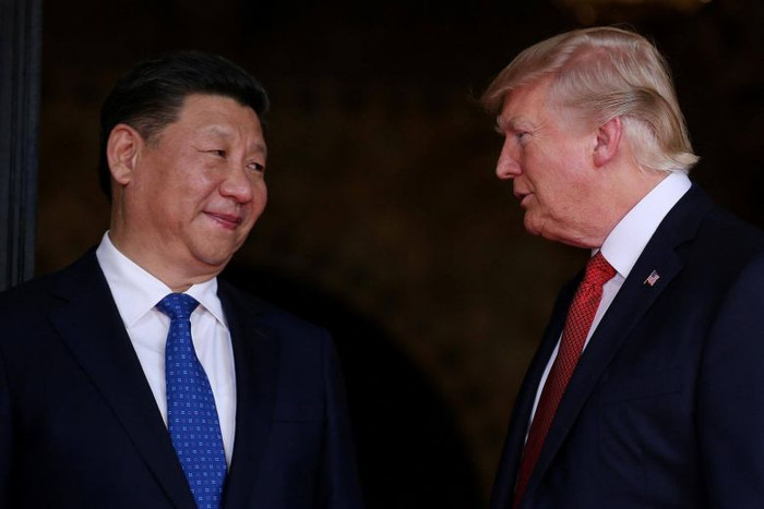 Tổng thống Hoa Kỳ Donald Trump tiếp Chủ tịch Trung Quốc Tập Cận Bình tại Mar-a-Lago, Florida ngày 6/4 năm ngoái. Ảnh: Reuters / The Straits Times. Tổng thống Hoa Kỳ Donald Trump tiếp Chủ tịch Trung Quốc Tập Cận Bình tại Mar-a-Lago, Florida ngày 6/4 năm ngoái. Ảnh: Reuters / The Straits Times.