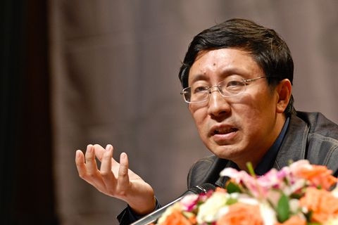 Giáo sư Hứa Kỷ Lâm, Đại học Sư phạm Hoa Đông. Ảnh: Caixin. Giáo sư Hứa Kỷ Lâm, Đại học Sư phạm Hoa Đông. Ảnh: Caixin.