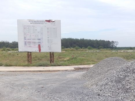 Sau hơn 2 năm triển khai, tình hình thu hút đầu tư vào Khu liên hợp Phước Đông – Bời Lời vẫn còn rất khiêm tốn, tỷ lệ lấp đầy còn quá thấp. Sau hơn 2 năm triển khai, tình hình thu hút đầu tư vào Khu liên hợp Phước Đông – Bời Lời vẫn còn rất khiêm tốn, tỷ lệ lấp đầy còn quá thấp.