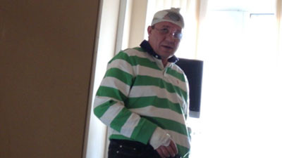 Giám đốc Rosmoscos, Vladimir Popovkin trong tình trạng đầu băng bó. Ảnh: Internet