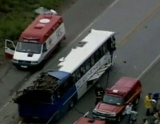 Hiện trường vụ tai nạn. Ảnh: Reuters