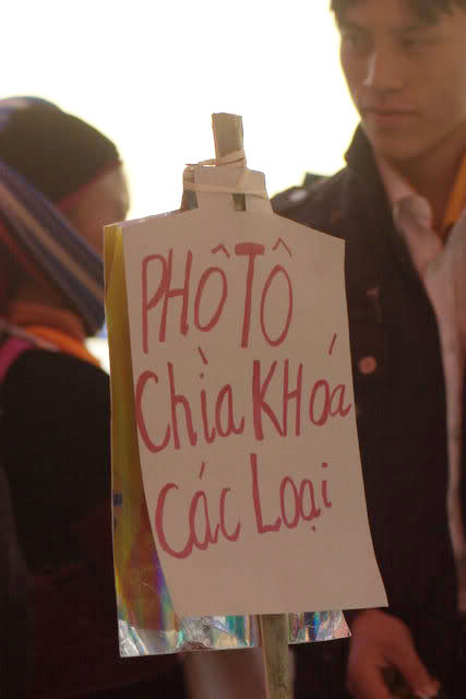 Người các tỉnh vùng cao Hà Giang, Lào Cai, Yên Bái rất hay làm mất chìa khóa, vì vậy có dịch vụ... photo chìa khóa đê phục vụ nhu cầu đồng bào nơi đây.