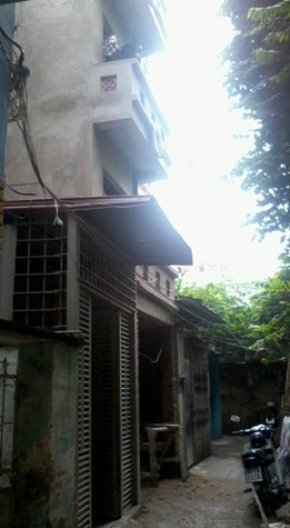 Công trình vi phạm ngang nhiên tồn tại. Công trình vi phạm ngang nhiên tồn tại.