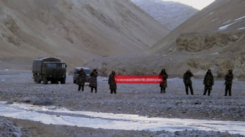 1 trung đội lính Trung Quốc xâm nhập vào sâu lãnh thổ Ấn Độ 19 km hạ trại hôm 15/4 1 trung đội lính Trung Quốc xâm nhập vào sâu lãnh thổ Ấn Độ 19 km hạ trại hôm 15/4