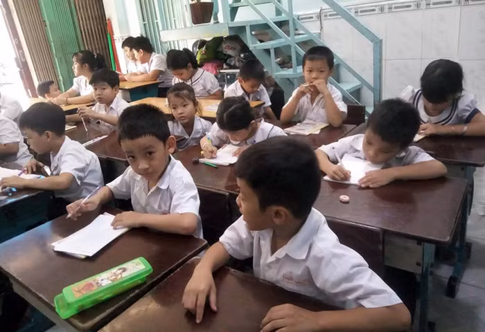 Học sinh lớp học tình thương Phước Thiện. (Ảnh: H.L) Học sinh lớp học tình thương Phước Thiện. (Ảnh: H.L)