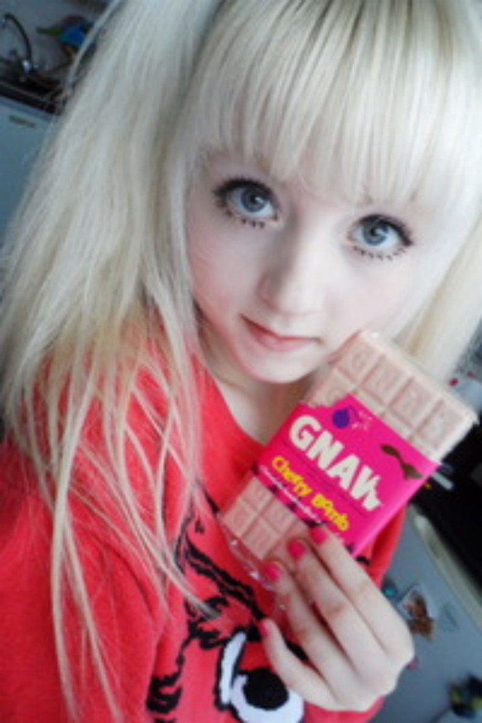 Venus Angelic là “hiện tượng” trên Internet nhờ vào chính sự kỳ lạ của cô bé. Những hot girl xinh đẹp làm "điên đảo" cư dân mạng (P6) Ngắm vẻ đẹp kiêu sa của Á hậu Hoàng Anh Những hot girl xinh đẹp làm "điên đảo" cư dân mạng (P5) >>Những nữ sinh đẹp hơn cả búp bê Babie Những khoảnh khắc đáng yêu của Á hậu Dương Tú Anh