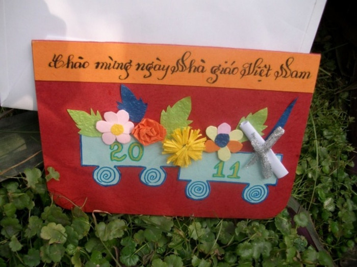 Những hình ảnh xúc động về "lớp học tật nguyền" của bà lão 80 tuổi Những hình ảnh xúc động... "Mẹ hiền của chúng con" Chùm ảnh: Ước mơ của trẻ thơ qua tranh vẽ Chùm ảnh: "Phiêu" cùng xe tự chế độc nhất vô nhị của học trò vùng cao Những bức ảnh đen trắng quý hiếm về học sinh thời chiến >>Phát sốt vì 4 nữ giáo viên xinh đẹp Những hình ảnh xúc động về "lớp học tật nguyền" của bà lão 80 tuổi Những hình ảnh xúc động... "Mẹ hiền của chúng con" Chùm ảnh: Ước mơ của trẻ thơ qua tranh vẽ Chùm ảnh: "Phiêu" cùng xe tự chế độc nhất vô nhị của học trò vùng cao Những bức ảnh đen trắng quý hiếm về học sinh thời chiến >>Phát sốt vì 4 nữ giáo viên xinh đẹp