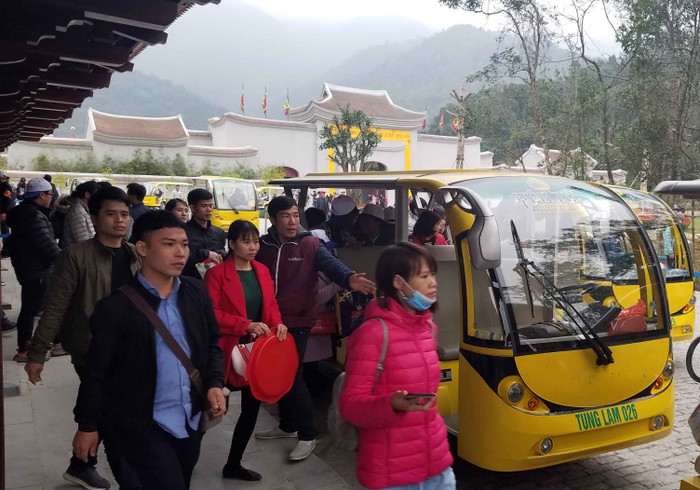 Các khoản thu đi đâu mà tỉnh Quảng Ninh phải bán vé vào Yên Tử? ảnh 2