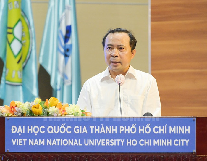 PGS.TS. Vũ Hải Quân phát biểu tại hội thảo. Ảnh: hcmcpv.org.vn