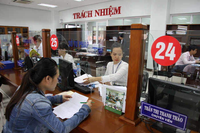 Có thể nói, Trung tâm Hành chính thành phố Đà Nẵng là biểu tượng mới về sự “hiện đại – thống nhất – hiệu quả”, thực hiện một nền hành chính công thân thiện, tận tụy phục vụ nhân dân, doanh nghiệp.